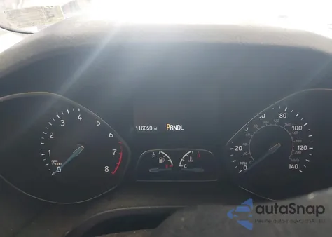 2018 Ford Focus S z USA, uszkodzony, nr VIN 1FADP3E20JL266357